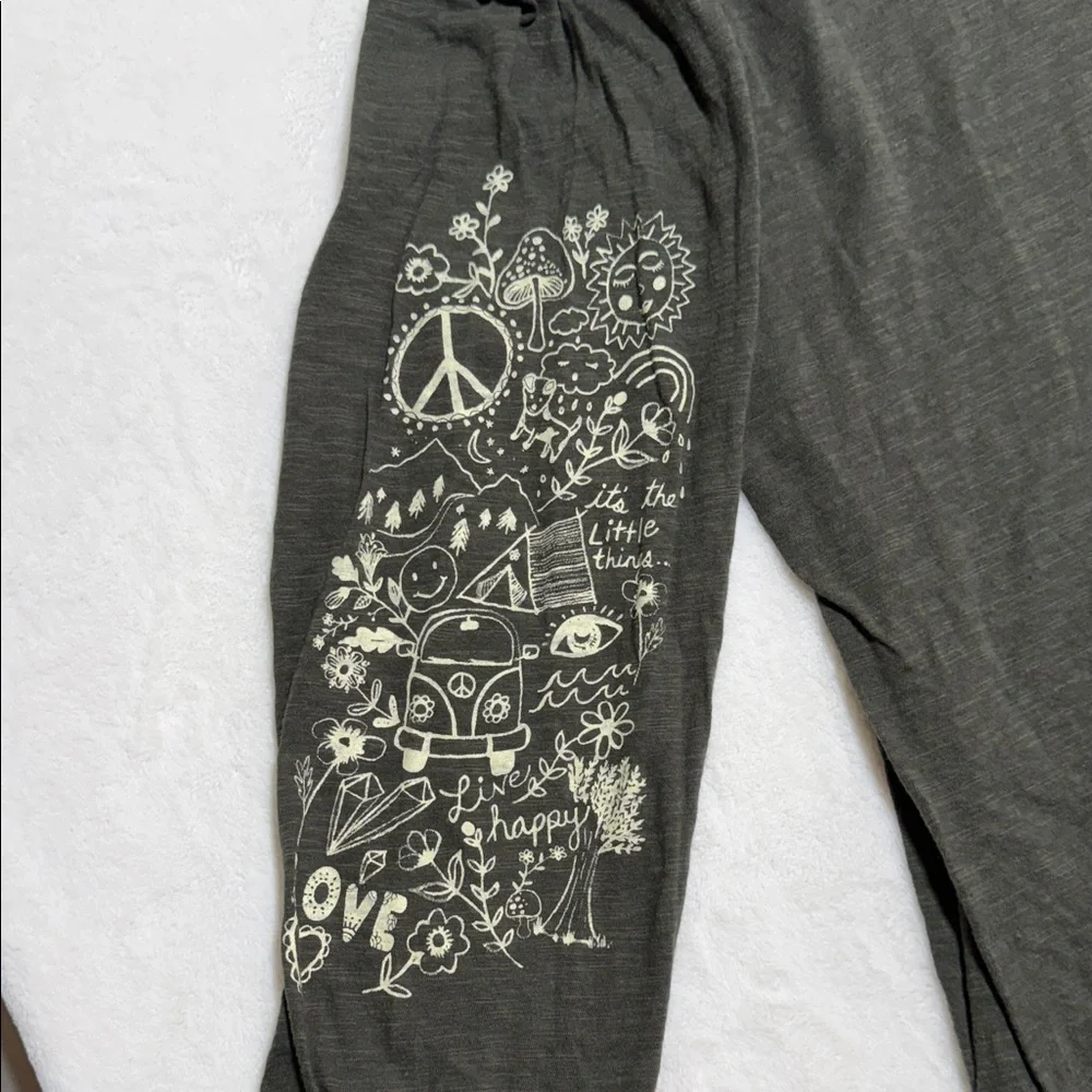 NATURAL LIFE Olive Green Graphic Long Sleeve Tee - Picture 4 of 7